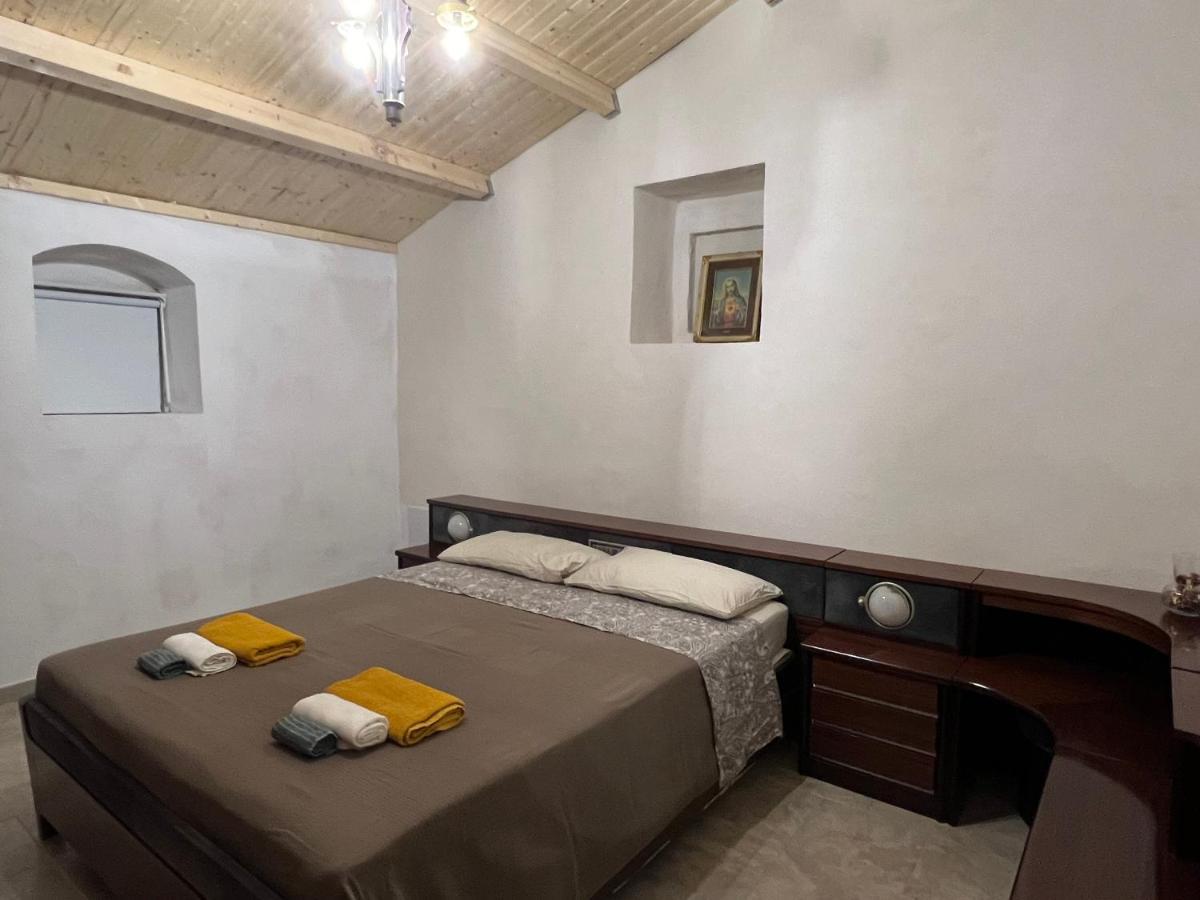 Bed and Breakfast Casa Di Mirto Chiaramonte Gulfi Esterno foto