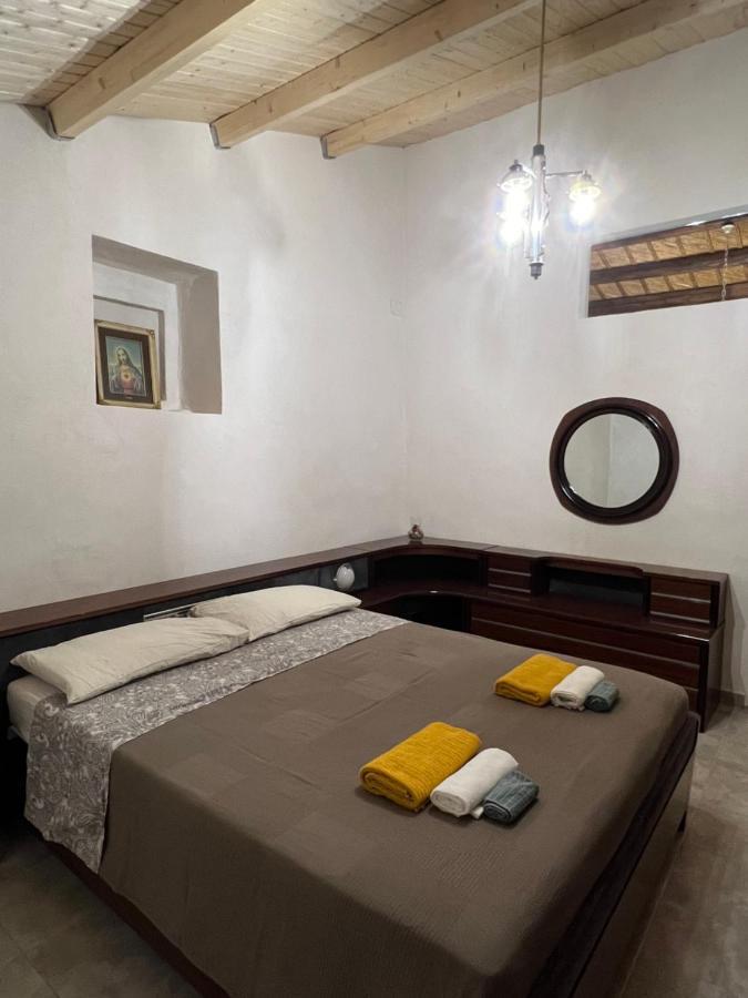 Bed and Breakfast Casa Di Mirto Chiaramonte Gulfi Esterno foto